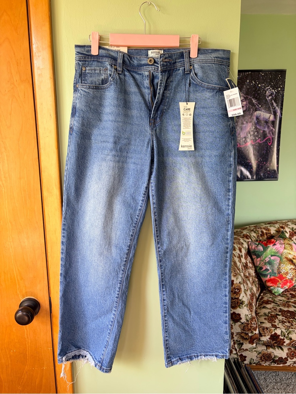 Kensie NWT High-Rise Straight-Leg Jeans | The Mila | Size 10/30 - Picture 2 of 6